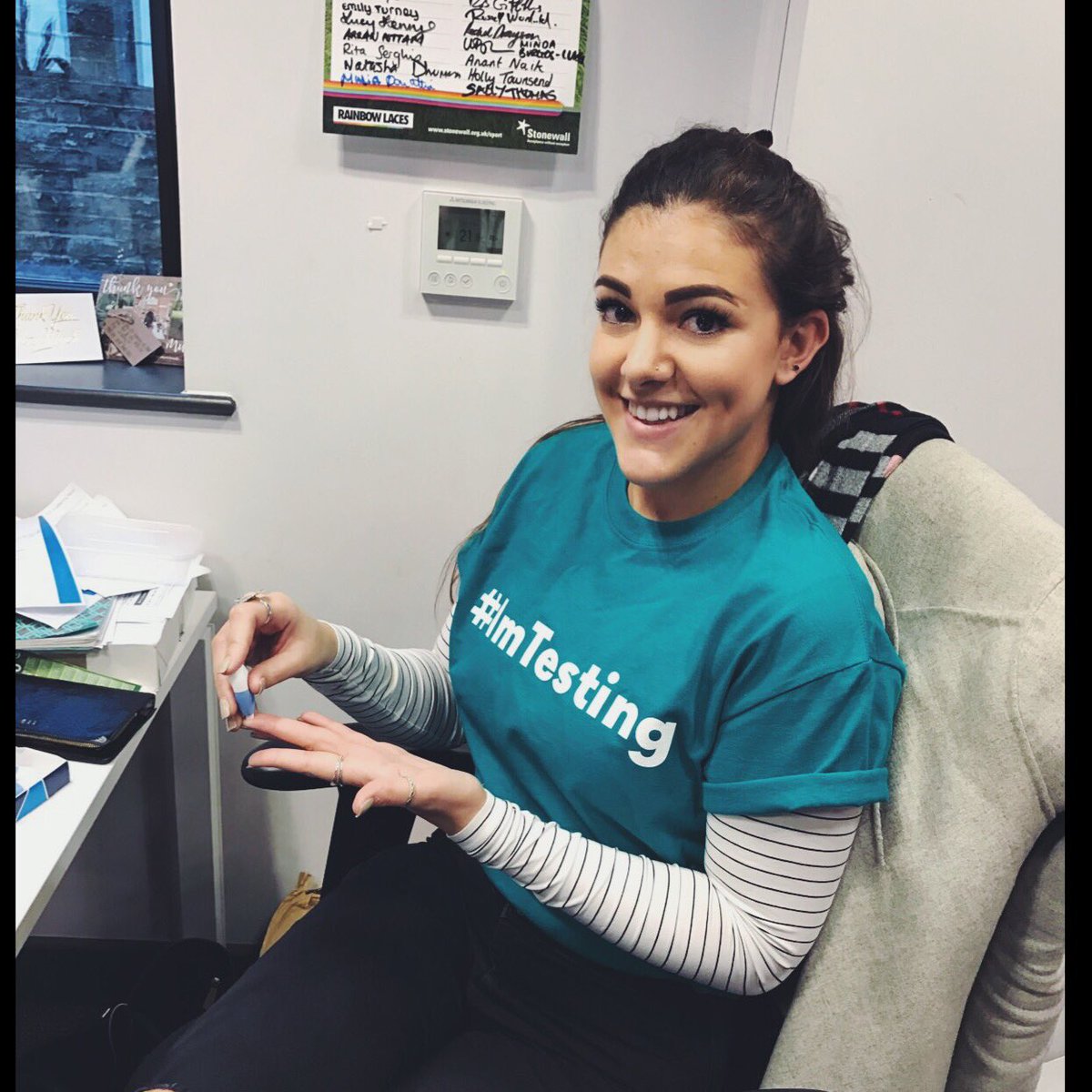 MelanthaC_'s tweet image. This afternoon I got tested for HIV. Order your free test kit here: test.hiv #ImTesting #HIVTestWeek
