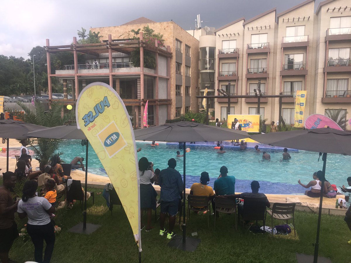 MTNGhana's tweet photo. #PulseEscape pool party with our Peeps!😎 https://t.co/ZueJOvxx9W