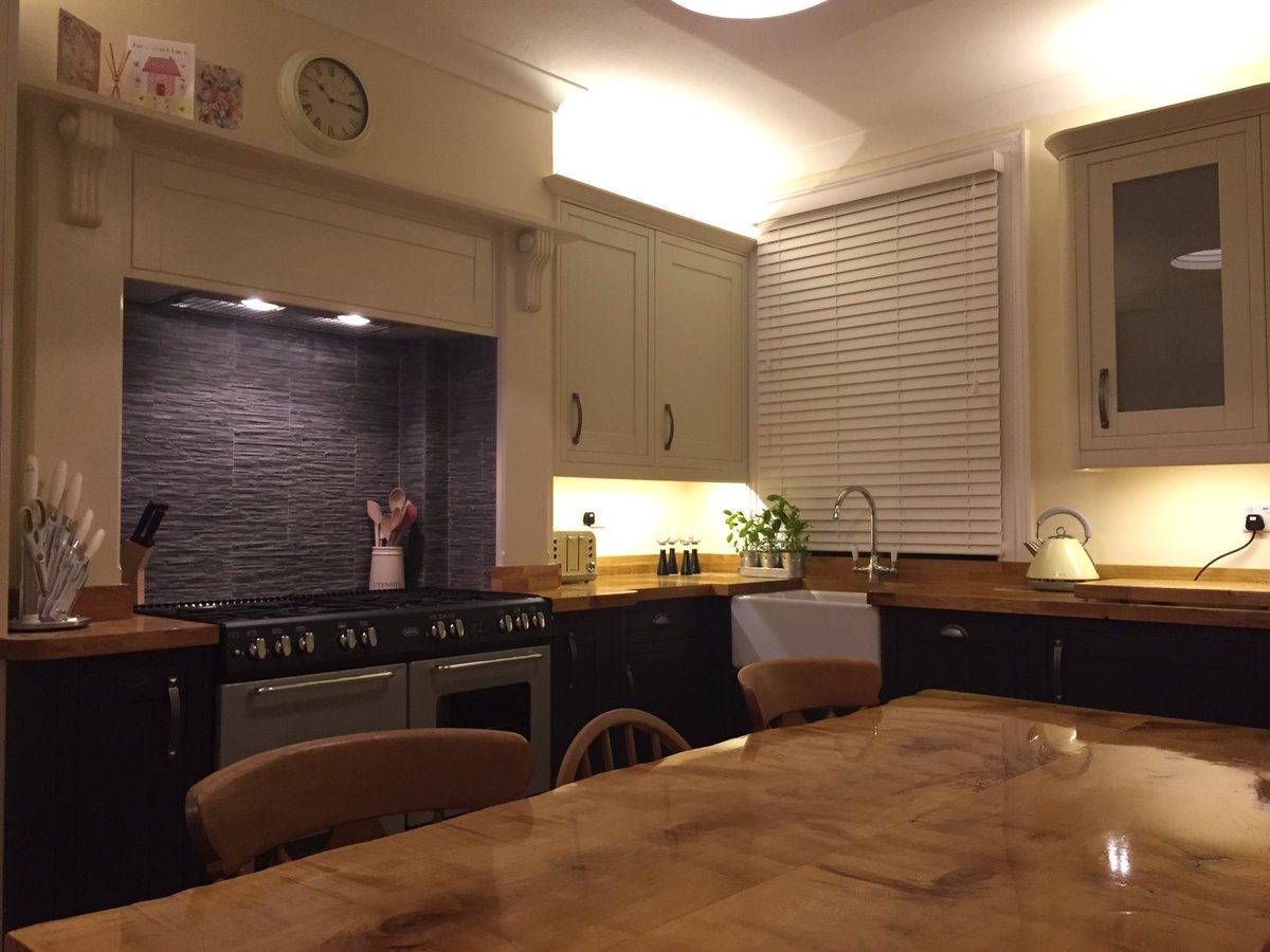 SurefixC's tweet image. Surefix bespoke kitchens, building work and custom made furniture. Call today for your no obligation quotation 07971666080