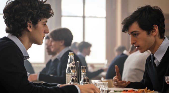 Cinematik_it's tweet photo. #ifiglidellanotte esordio alla regia di Andrea De Sica.Patchwork di citazioni realizzate con talento ma non sempre bene. Voto:5,3 #34TFF https://t.co/Az3KZ5xRuR