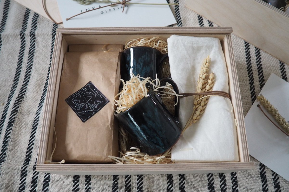 UrCoffeeBreak's tweet photo. Treat friends and family to a beautifully curated gift box from @Inka_London this Christmas. https://t.co/UTzc2dYZSX https://t.co/gEt7jodchx