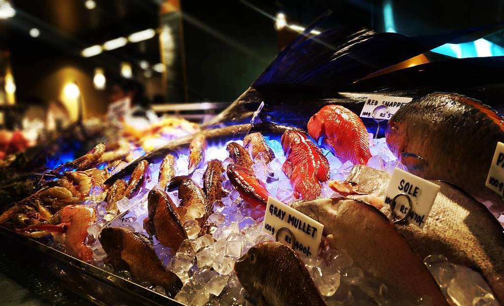 yamulk's tweet image. Any pescatarians out there? Swing by the Lagoon, we're here tonight for great food and inc… ift.tt/2fw31nr