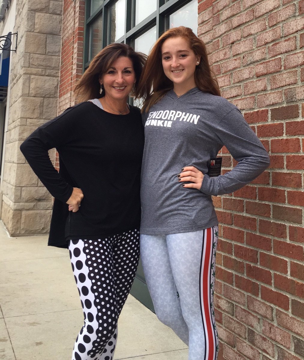 BendActive's tweet photo. The #EndorphinJunkies are out this morning shopping the @spinnershells Collection!!! #GearUp4Gameday #bendactive https://t.co/frKVCdVFfk