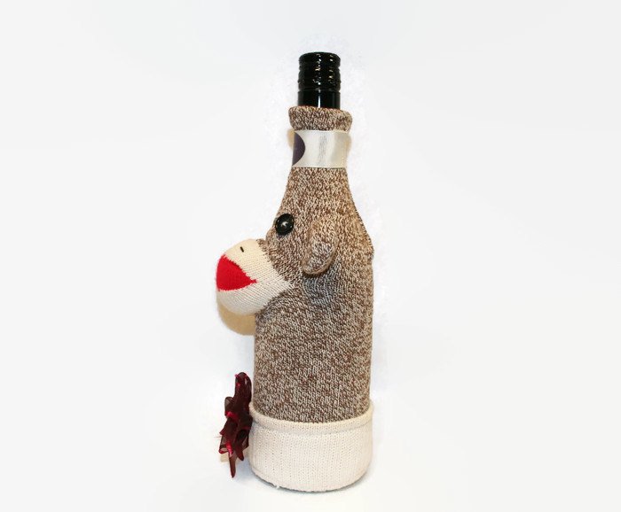 MunkeeLady's tweet photo. Sock Monkey Wine Bottle Cosy, Bottle Cosy, Sock Monkey Bottle Cosy, … https://t.co/J21QYnxC4E #Etsymntt #UnderTwenty https://t.co/N8x26ilUuI