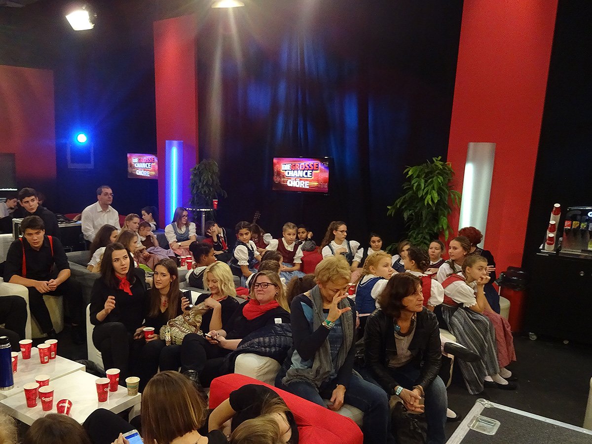 Das VOK und die Spatzen wirken angespannt vor dem finalen Voting #dgcc16