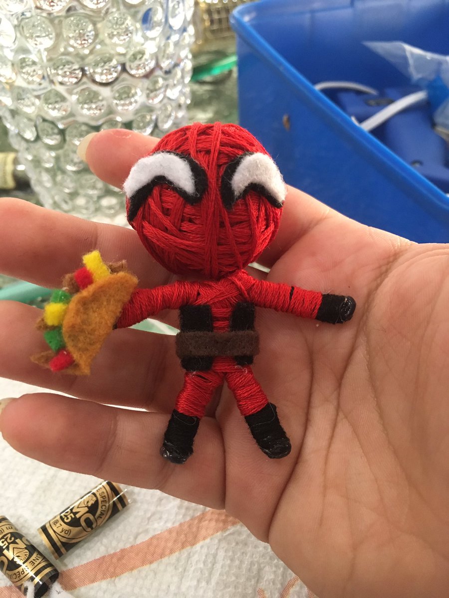 Alien_4_life's tweet photo. Happy #deadpool with a #taco . #stringdoll #stringdolls #deadpool #paradisecitycomiccon #holidaymatsuri #marvel https://t.co/YS2TChTJLZ
