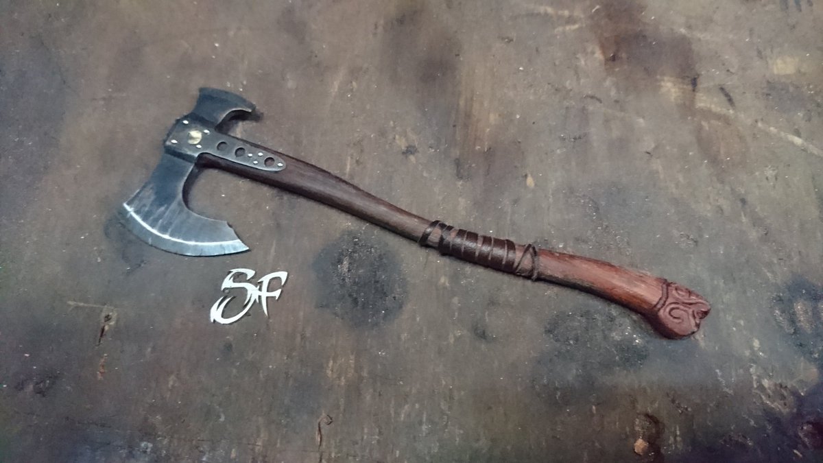 ShadowFergo's tweet image. 1/6 scale Kratos axe from God of War 4
Made in stainless steel with real wood
Made dy me :D
#sixtscale #onesixscale