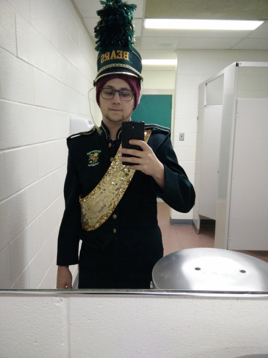 Lled_Mada's tweet photo. When Mr O needs an extra bass drum player and so you need to pretend you're in your sixth year of highschool https://t.co/PsF5GAdGFs