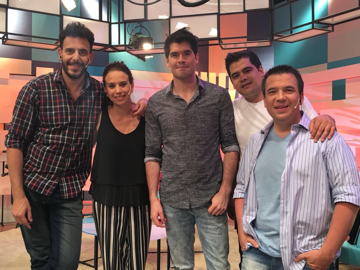 ClubMediaFest's tweet photo. ¡Muchas gracias a todos por acompañarnos en #MeTomolaTarde! La pasamos genial con @AncudOficial 😍@GermanGarmendia @DiegoAGarmendia https://t.co/gTnVrfzJBn
