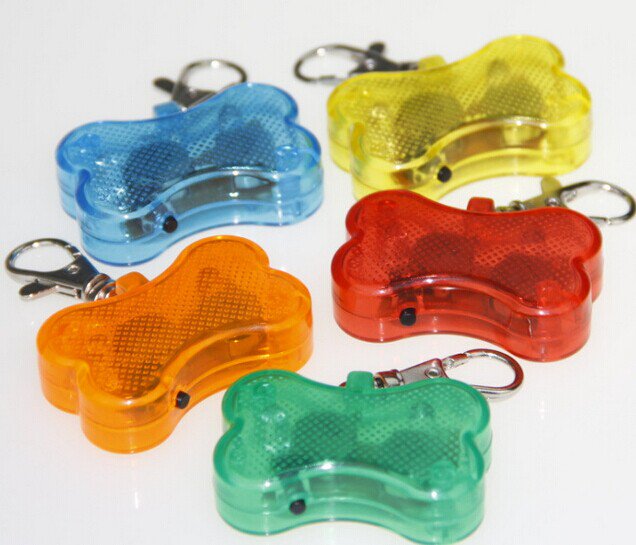 Give the dog a bone and he/she will stand out zeeka.co/product/led-bo… #blacfriday #pets #beingseen