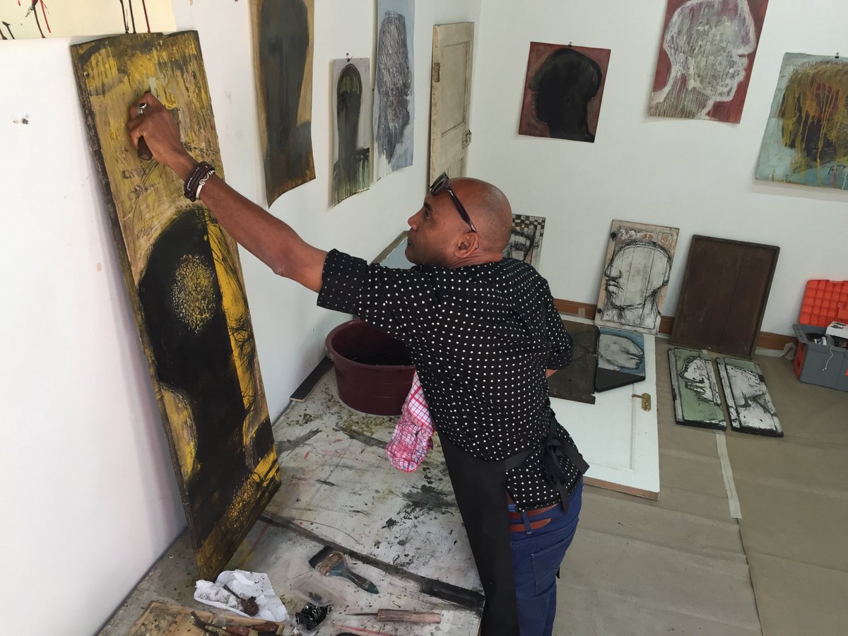 NiniGallery's tweet photo. Work in progress.
@EltayebDawelbait preparing his exhibition for #FirstThursdays in #CapeTown coop with @TheAVAGallery @WotzupCapeTown https://t.co/hUU9mehG3P