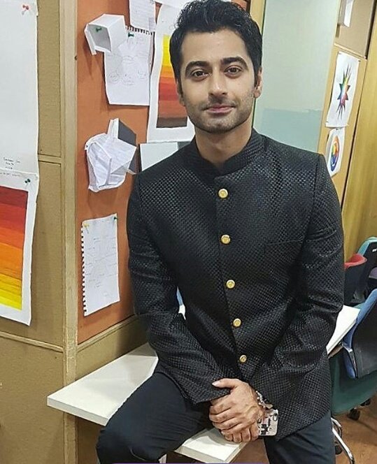 @AaliyaZain_A <a href="/AayatGhulam_H/">Aayat Ghulam Haidar</a> <a href="/OsmanZ_A/">Osman Abdullah</a> @ZainOsman_A  ooo eniste nasılsın