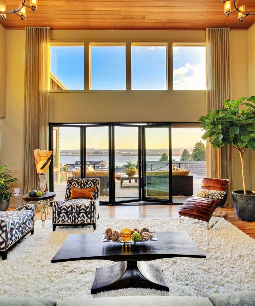 VIPFLrealestate's tweet photo. Imagine rolling open those sliding glass doors and having your home filled with ocean... https://t.co/gbwo0gZjEV https://t.co/ucFleOeFLO