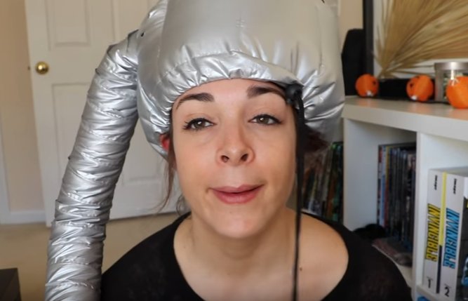 CMBeliever's tweet photo. @eimadolly On voit vraiment que t'as pris du plaisir à faire cette vidéo... du moins au début 😅#RIPEAR https://t.co/PHI02c2Pd7