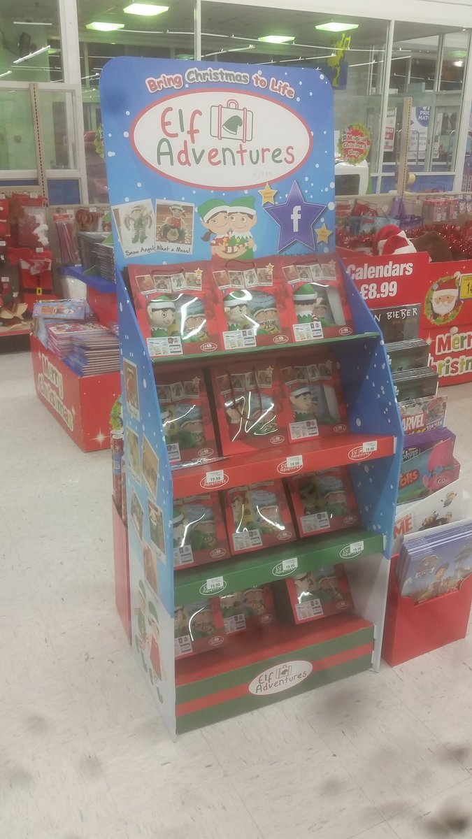 elfadventures's tweet photo. We passed by @toysrusuk Dundee earlier - great to see the elves out on display 😍🎅 https://t.co/Q0kT0smWyd