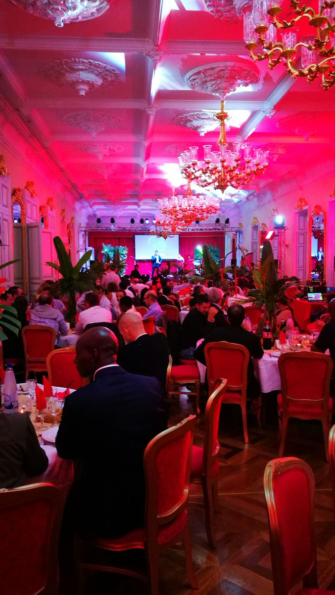 ARossoz's tweet photo. Diner de gala du forum @ForumNxSE !
Bravo pr ces 2 journées de passerelle entre l'Afrique et la Reunion ! #ApicapReunion @Digital_Reunion https://t.co/4yenzDu0zt