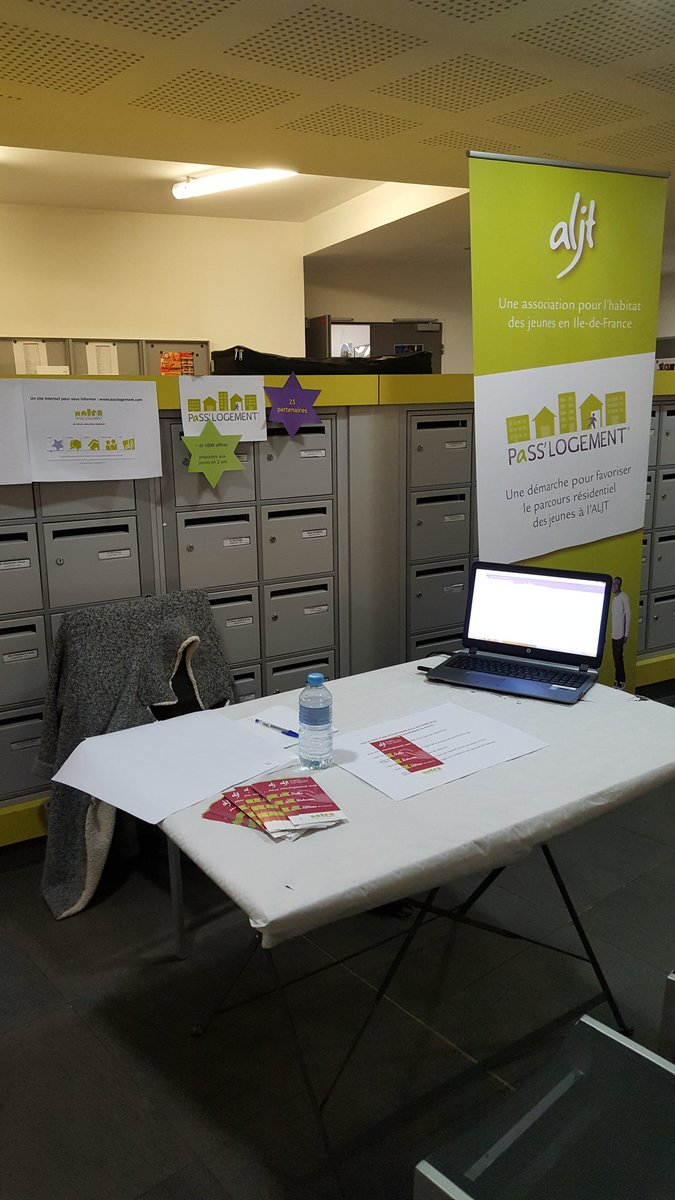 c_bellessa's tweet photo. #passlogement présent à la 1ère édition du forum logement de la résidence #Aljt d'Epinay. Merci pour votre accueil ! https://t.co/8AVyRPeQBp