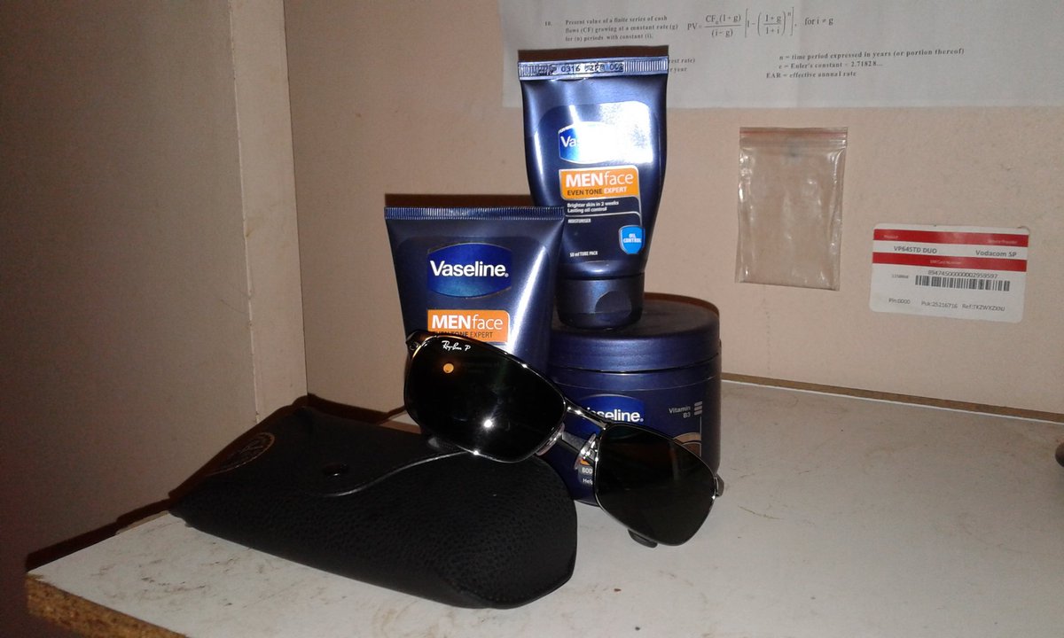 ash_ramjathan's tweet photo. @Vaselineza After months of keeping my prize, I finally got my #WorstFace prize. Thank you @Vaselineza for my shades. They are awesome https://t.co/6ZMponDYY0