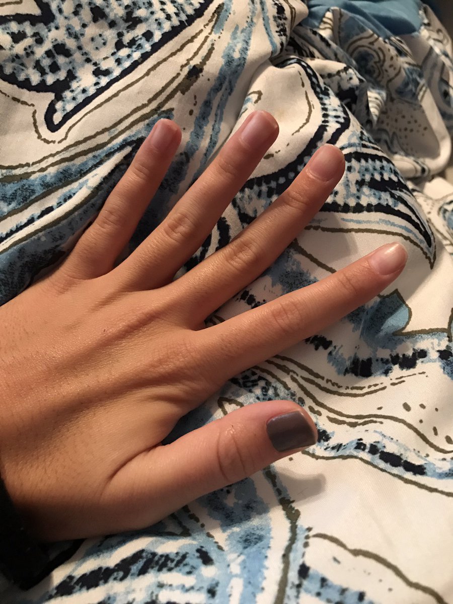 rileyelaine15's tweet photo. I'm embarrassed https://t.co/El8ZTCgeQj
