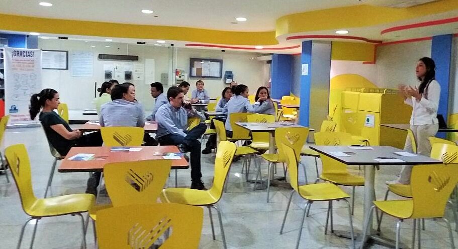 colectivotraso's tweet photo. #FondoUnido promoviendo la solidaridad entre colaboradores de #Lamitech Porque grandes cosas pasan cuando VIVIMOS UNIDOS. @UnitedWay https://t.co/39WloOA7ST