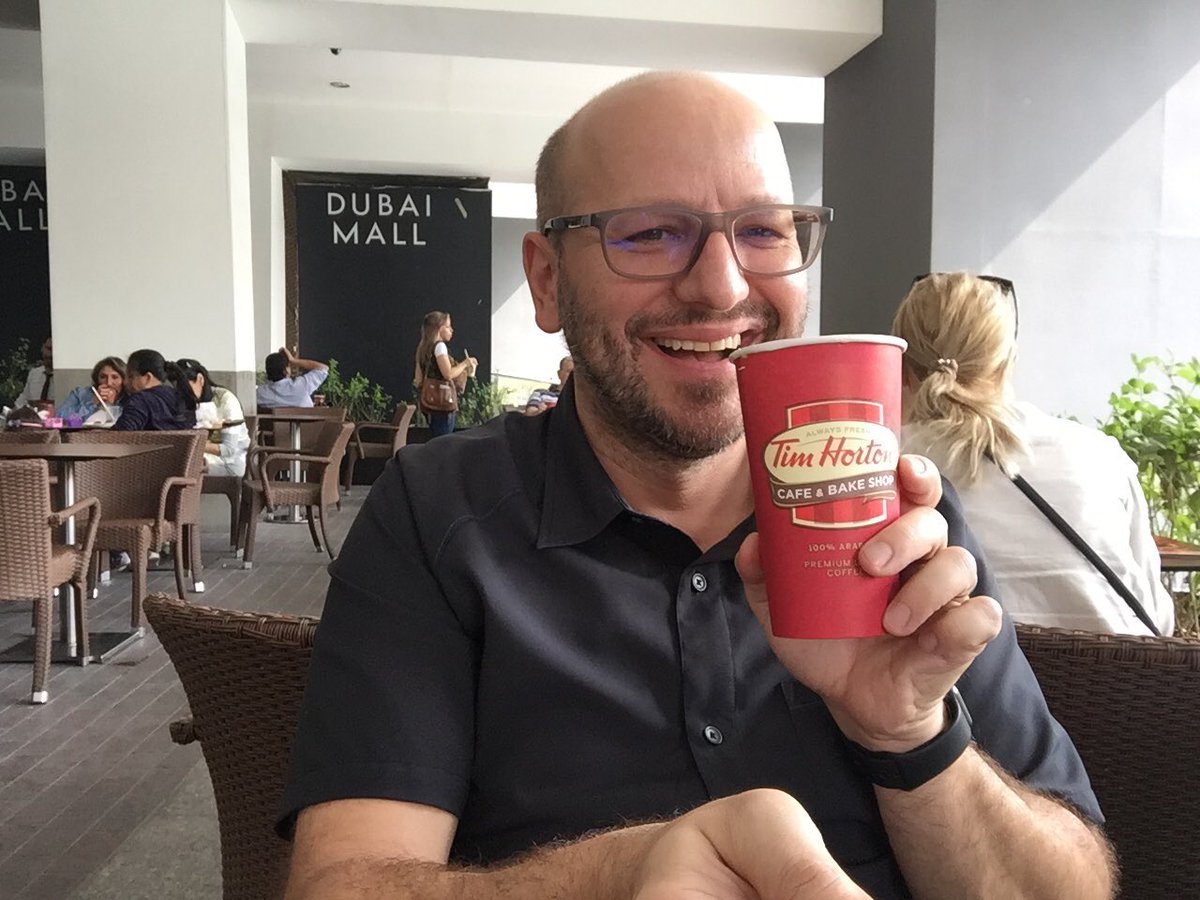 KellyBurak's tweet photo. Had to have a double double in Dubai...tastes just like home! https://t.co/0I4VosFEK0