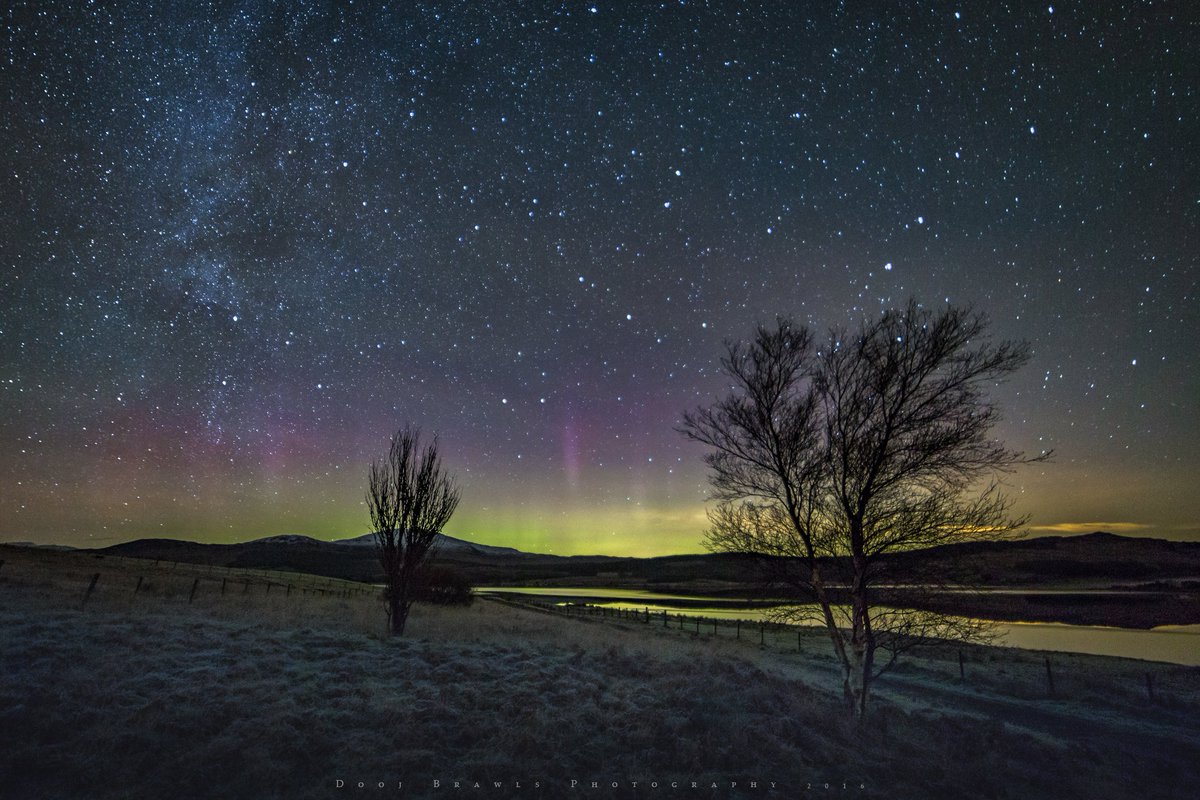 DoojBrawlsPhoto's tweet photo. Aurora &amp; Milky Way @aurorawatchuk @Darkskypark @DGWGO @VisitScotland @ourwigtownshire #aurora #milkyway #canon6d #samyang https://t.co/b9Zl73lOSR