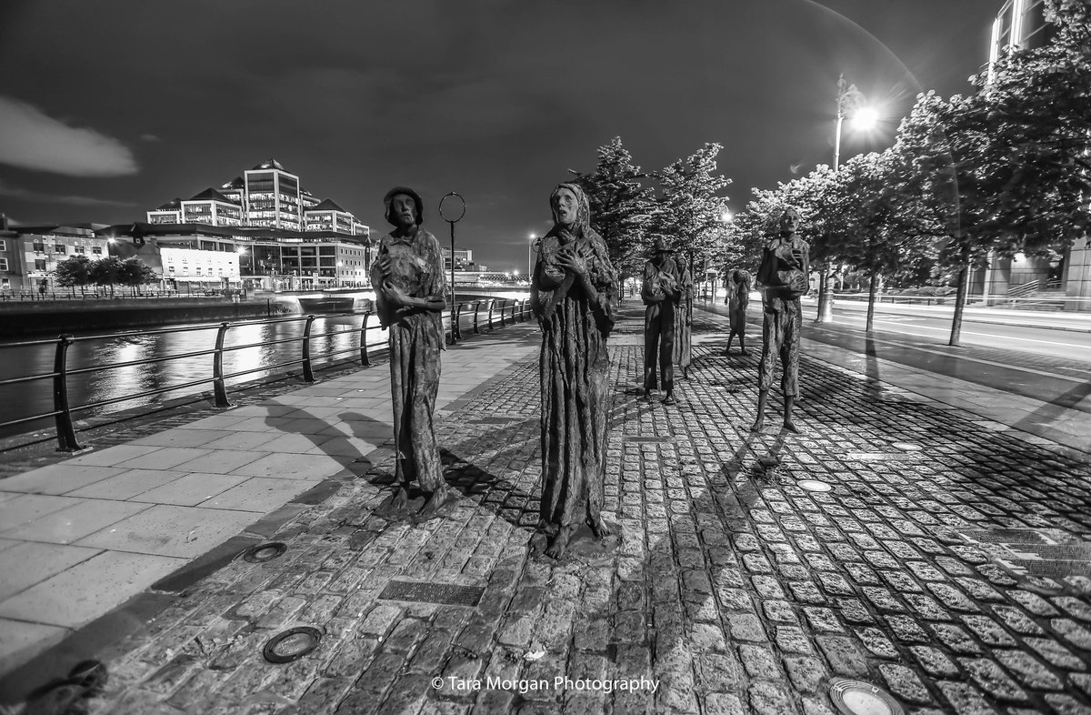 TaraMorganMedia's tweet photo. Black &amp; White Dublin 
#Irish #history 
@PhotosOfDublin @ireland @PictureIreland @OldDublinTown @OldeEire https://t.co/RVf3wJafBQ