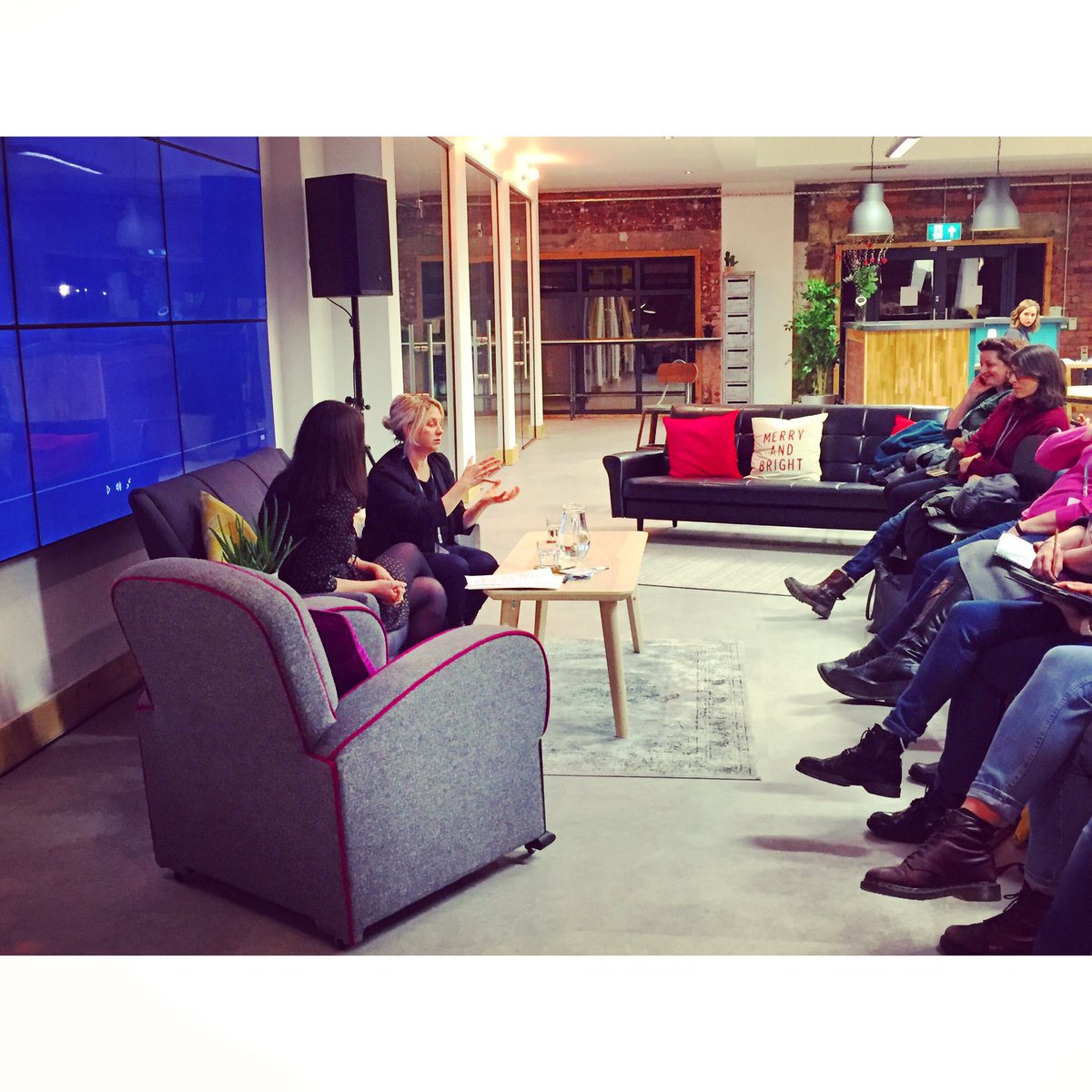 TramshedTech's tweet image. Guest speaker Fflur Dafydd at SHIFFT  event tonight 📽🎥 #tramshedtech #shifft #femalefilmakers