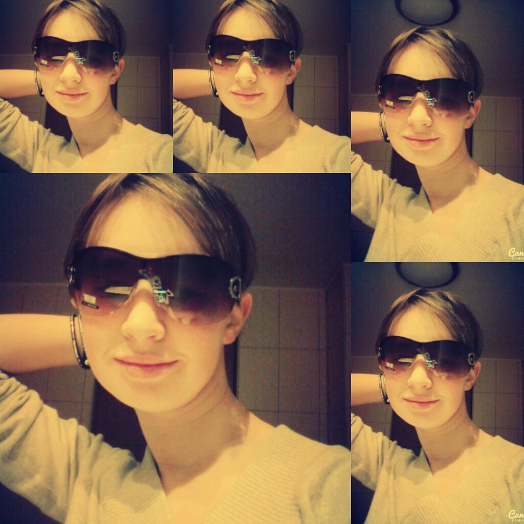 kmitaiterika1's tweet photo. 😂😂😎😎❤💙💚💙💗!
@kmitaiterika1 @kmitaita @PauEchevarriaFC 🎁🎂🎬🎬
@velvetfans_ @MASilvestreBR https://t.co/uoTV6U62TX
