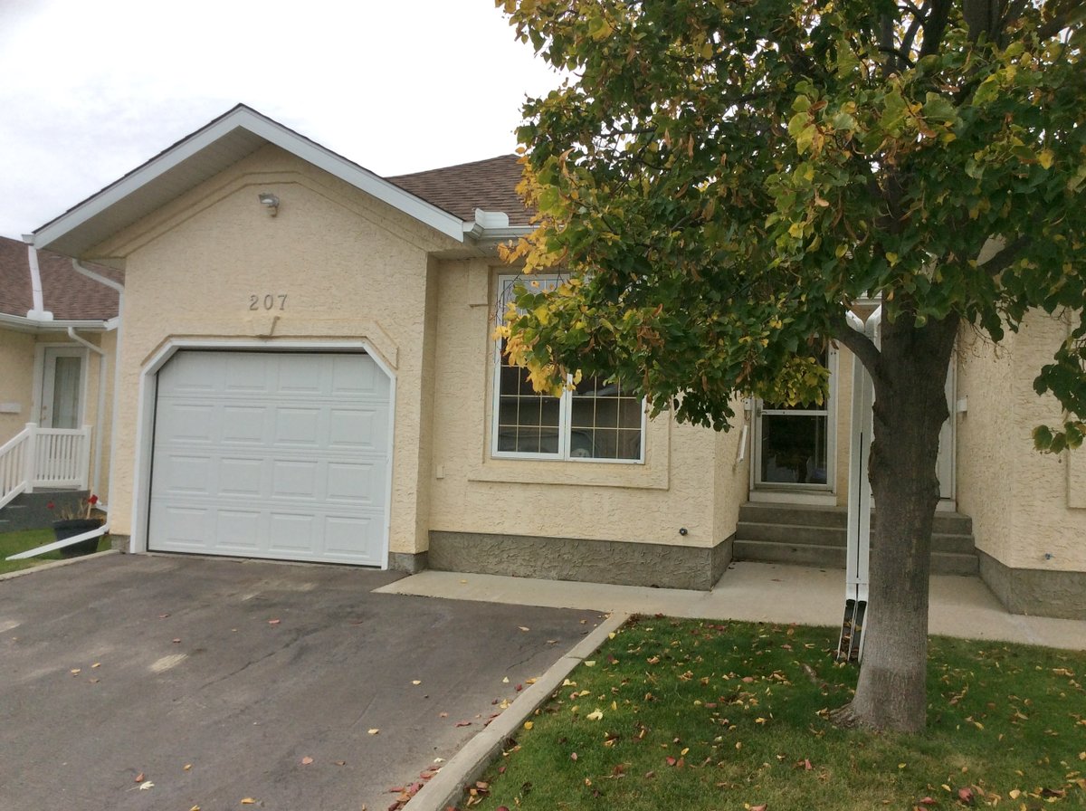 FarmZilla Classified on Twitter "SASKATOON EAST SIDE TOWNHOUSE 