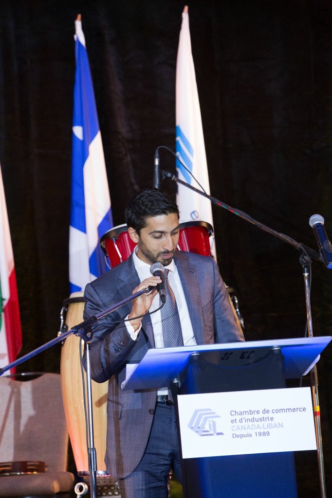 ValsoftCorp's tweet photo. Mr. Ouissam Youssef @ValsefCapital recevant le prix "Technologie de l'information" de la Chambre de commerce et d'industrie Canada-Liban. 🏆 https://t.co/glc1trhKYS