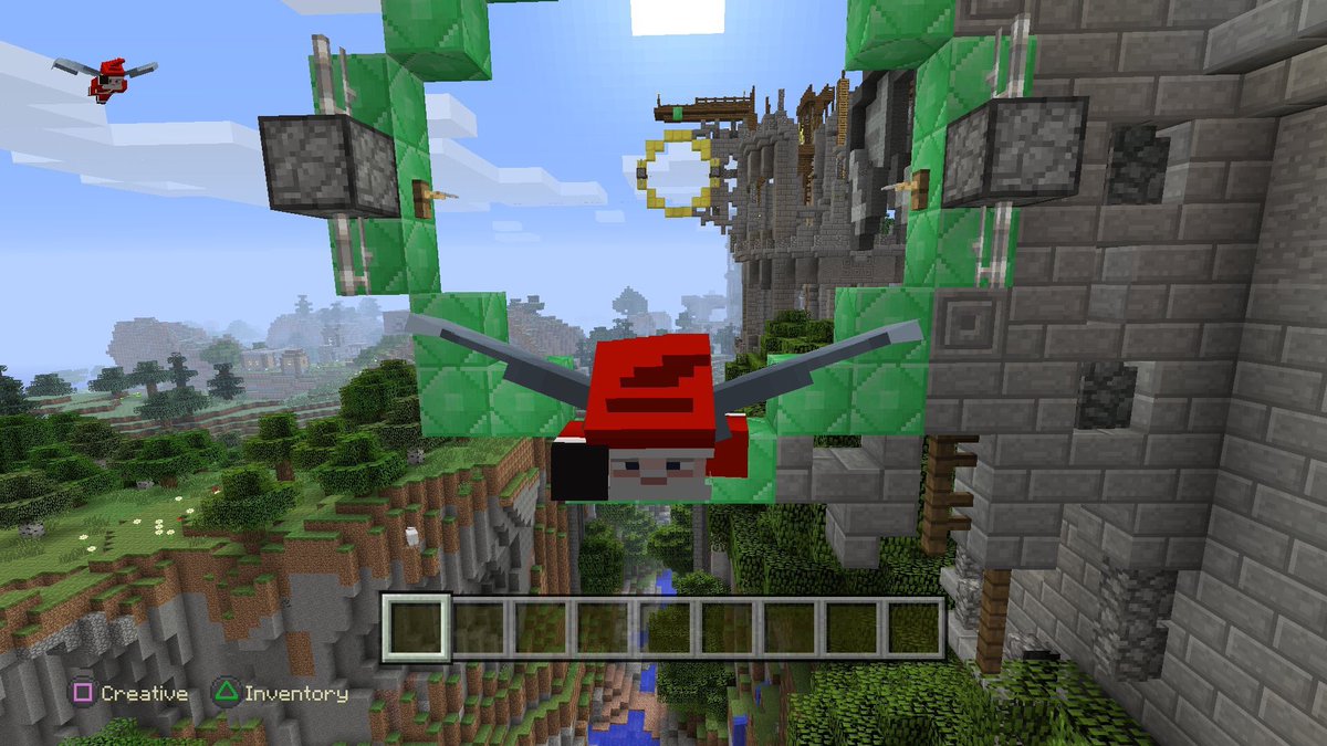 Console_MCNews's tweet photo. Santa will soon be flying with Elytras to all #MinecraftConsole editions this December! :D https://t.co/FBcubwsiQk