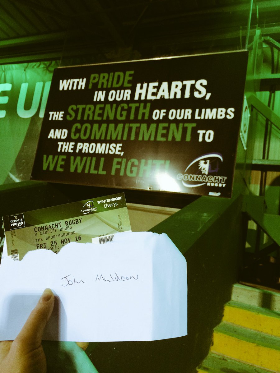 OLavelle's tweet photo. @connachtrugby @JohnMuldoon8 U absolute legend! Thanks soooo much4this!#oweU! GUD luck #ConnachtRugby and @Galwegians_RFC youth ! #COYBIG ☘️ https://t.co/i00CMeLx38