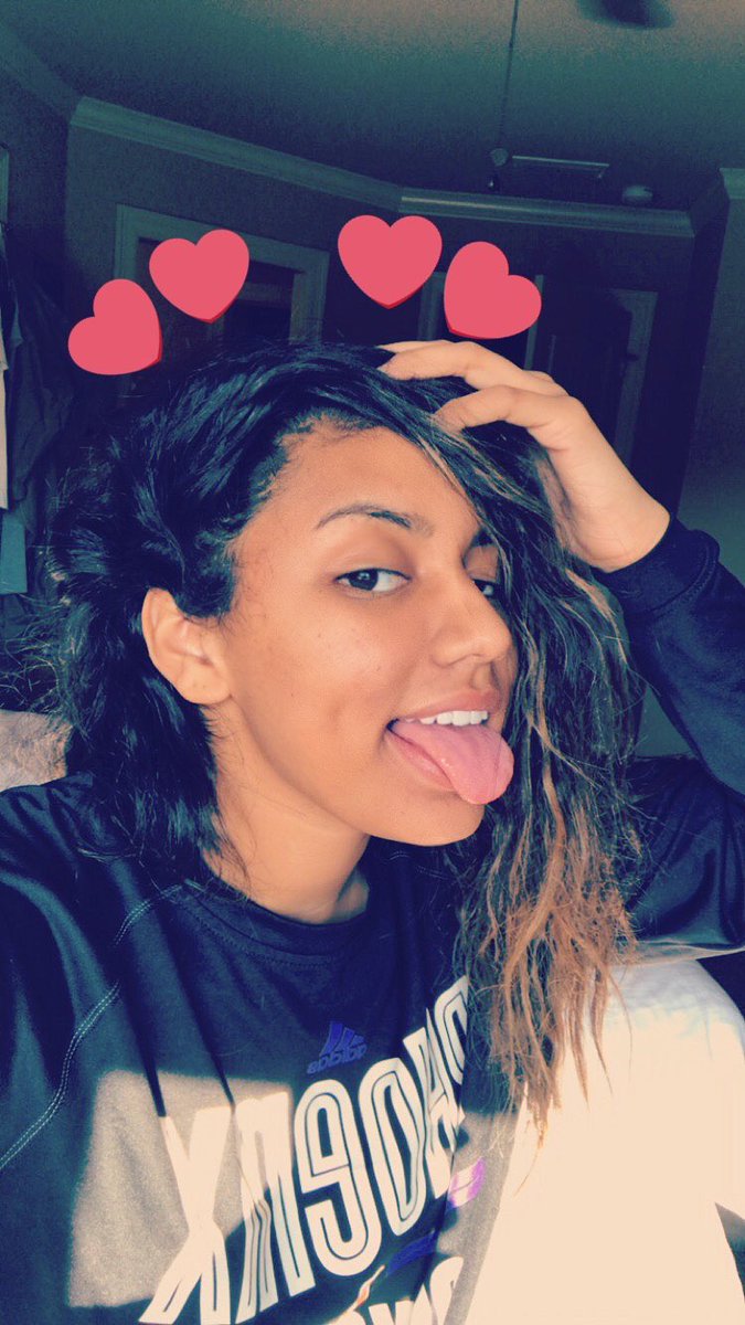 destinyyyfaithb's tweet photo. #dubchallenge ⚰️ https://t.co/d7PBpZe1V8