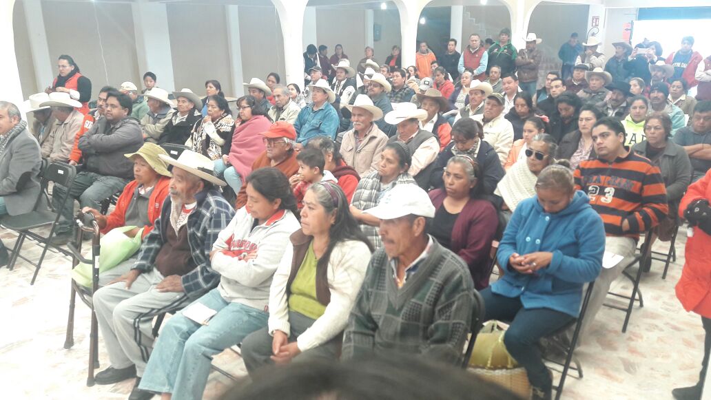 Jcaarlos01's tweet photo. Llenos de entusiasmo, en la jornada de certeza jurídica. @Esequiel_CNC1 @CNCEdoDeMex https://t.co/5ldIFEtaf8