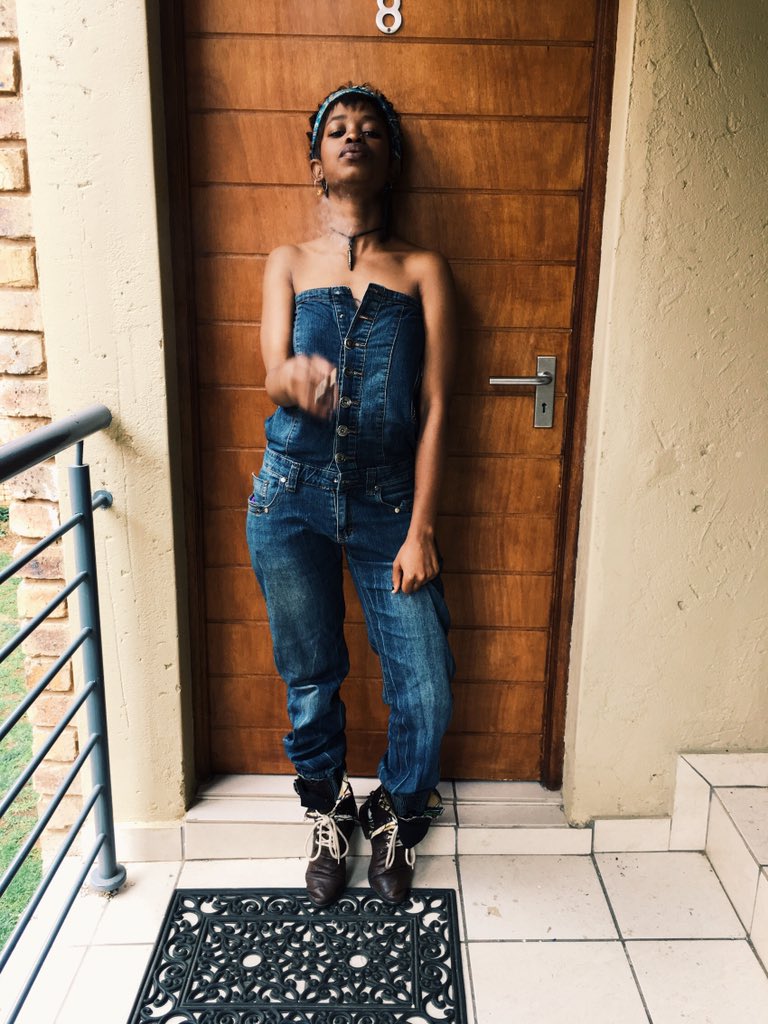 Ke_Nomsa's tweet image. Jean day 💦