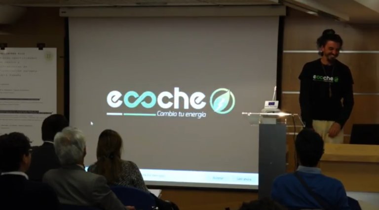 .<a href="/ecocheVE/">ecoche</a> #startup ganadora de #GreenSEUA16 #Spain participa en #ECCE #economiacircular de @UEmadrid goo.gl/0sQdXv