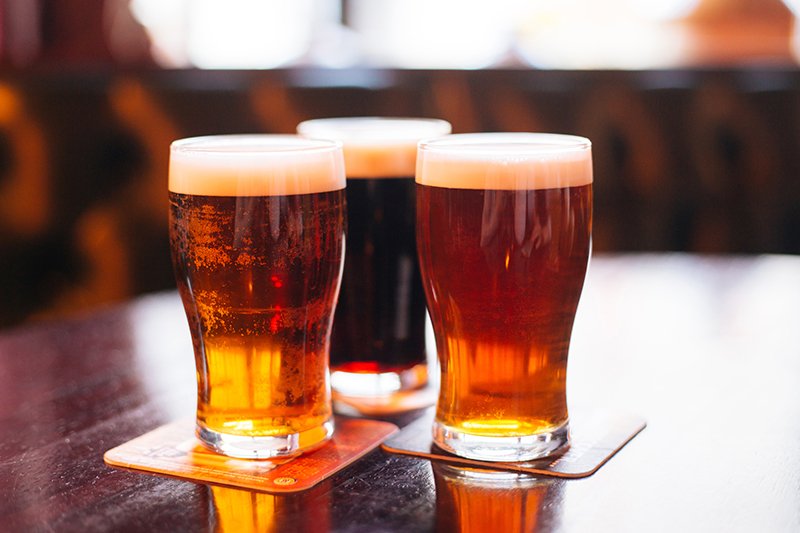 laguardiaplaza's tweet photo. Celebrating a successful #BlackFriday?  Stop by our #ElementsLounge for happy hour! #LaGuardiaPlazaHotel #Worldhotels #Peakpoints https://t.co/k7S18W9B8q