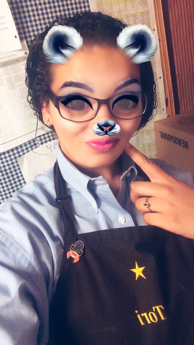 Tori_Elane's tweet photo. My selfies stay lit 💦😜💸💰 https://t.co/yREem6kMnj