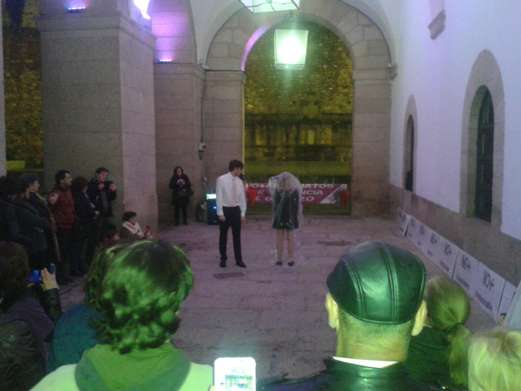 JovenesCCOOext's tweet photo. Hoy #25Nov  reivindicando el  #DiaContralaViolenciadeGenero en #Caceres https://t.co/cIMNe1xHXi