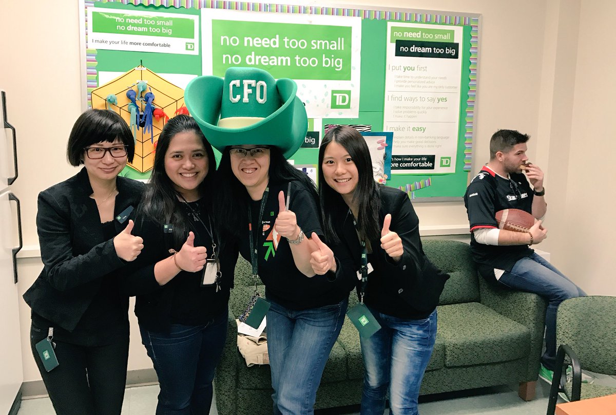 Even the Country Hills bests need breaks too. #wheresrobshat @absmitherz #wheresaaron @BrianGervais_TD