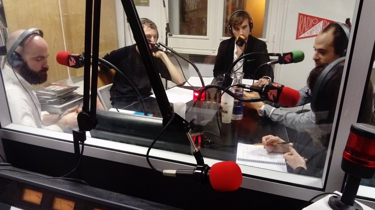 #PlacePublique c'est maintenant sur <a href="/campusparis/">Radio Campus Paris</a> ! On parle d'éco collaborative et/ou sociale <a href="/Alexandre_Woog/">Alexandre Woog</a> <a href="/Justine_leger/">Justine Ballon</a> David Massé
