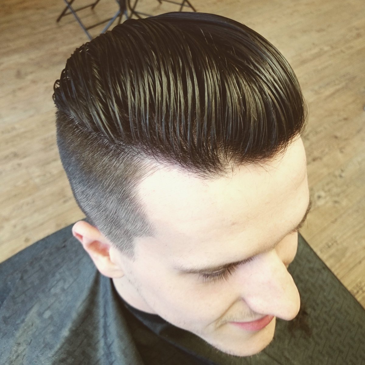 Sweeney7m's tweet photo. Something different @wahlprof @MBA_AcademyUK @Barbershopconne @AndisCompany @UKMasterBarbers @BarberNV_Mag @BritishBarbers https://t.co/EeqVzJKYFQ