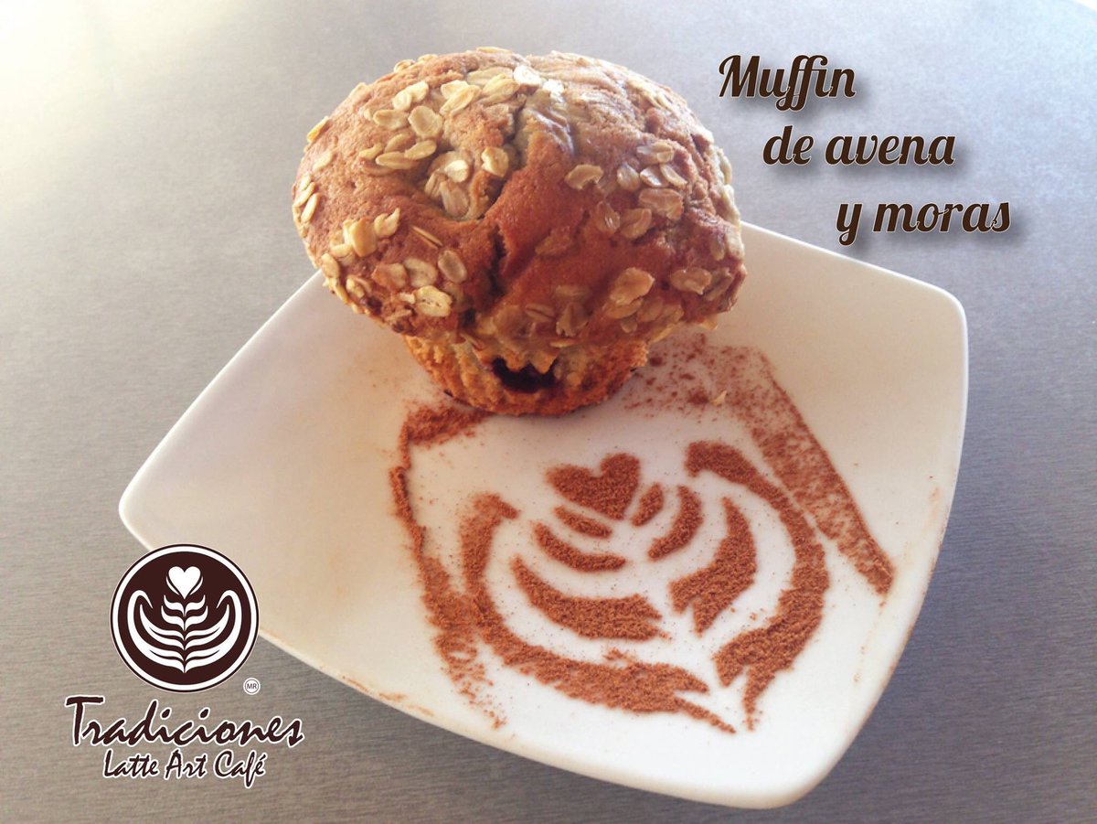 CafeTradiciones's tweet photo. Un consentido de nuestros clientes...
¡Muffin de Avena y Moras!
Acompañalo con un Americano Espresso. https://t.co/qGCglRpikA