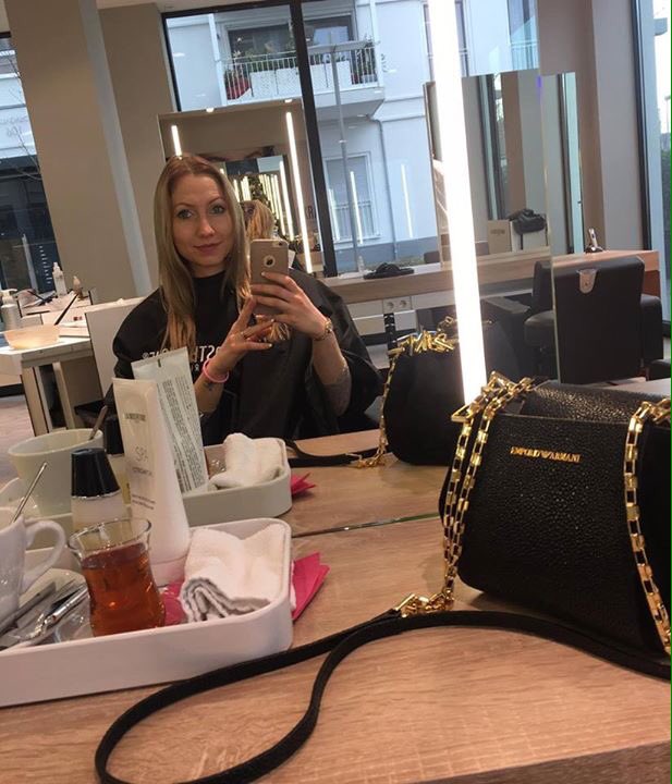 sandra_beaubien's tweet image. Bonne soirée à tous 😍😍@spreeblick @SPIEGELONLINE @fhollande @FrancoisFillon