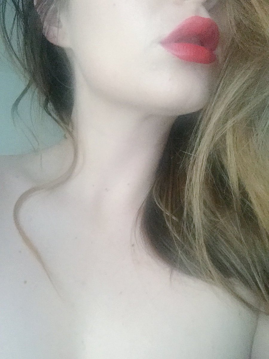 MizDiscipline's tweet photo. Be thankful I just blessed you with my presence #findom #tribute @RT4FD @RT4tat2 @RTpig @RTPiggyy @AlphaPromoSlave @RTfindompig https://t.co/JfRaH3SauK