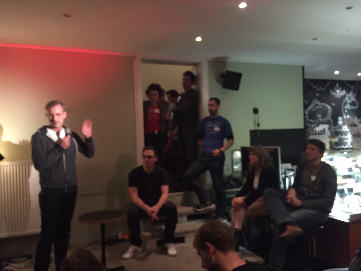 LeanCampFRM's tweet photo. R+V war auch mal ein Startup - 1922 #leanInnovationNight @heimathafen_WI https://t.co/Nnz3tapkt8