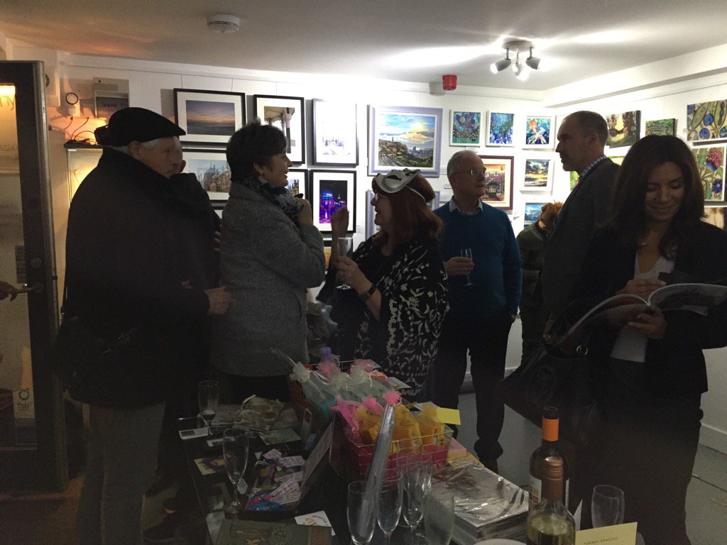 JudyAAlexander's tweet photo. Great private view for Oxford Street studio #OSS2016 #AOHXmas2016 https://t.co/3vIeUcVjDq