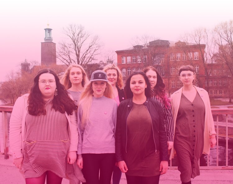 adrianaho's tweet photo. Squad Goals @Feministerna #snygga #tjejer #förebilder https://t.co/3QsWkTMfZK