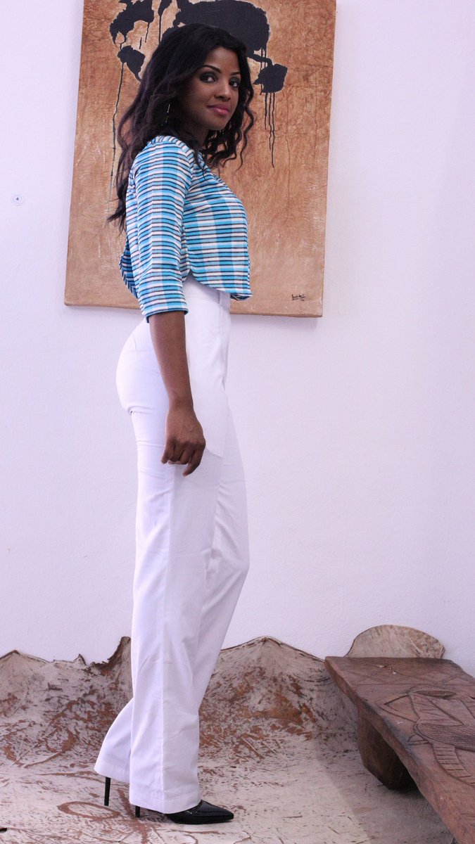 ikalook's tweet photo. Notre look04 de la collection "RENCONTRE" 
#ikalook #style #look #fashion #madeinmali #rencontre #mode #collection #mali  #lookbook https://t.co/JrcG1GEncZ